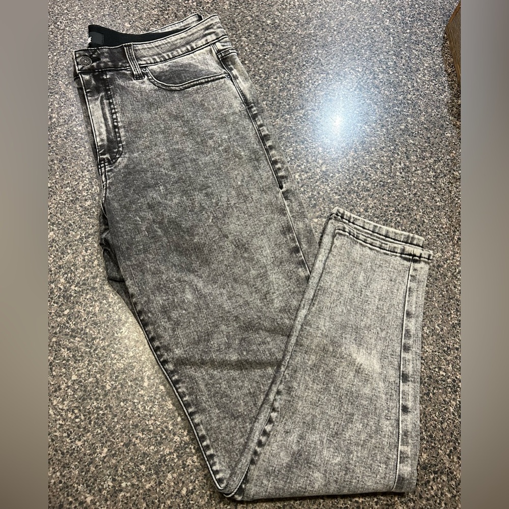 Super cute pair of LuLaRoe acid wash skinny jeans.  Size 34.